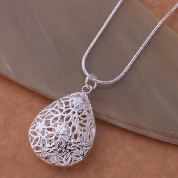 Floral Puff Silver Drop Silver Necklace for Woman