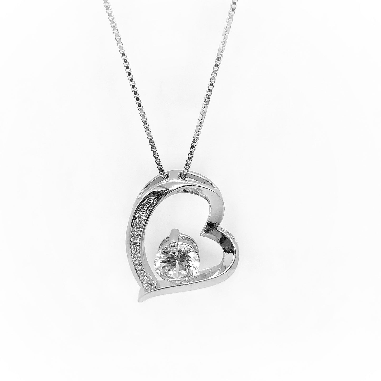 Floating Silver Heart Zirconia Necklace