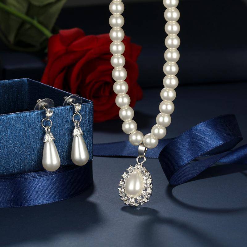 Sparkling Pearl Droplets Necklace and Earring Set