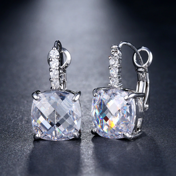 Pure - IOBI Crystals Royal Diamond Drop Earrings