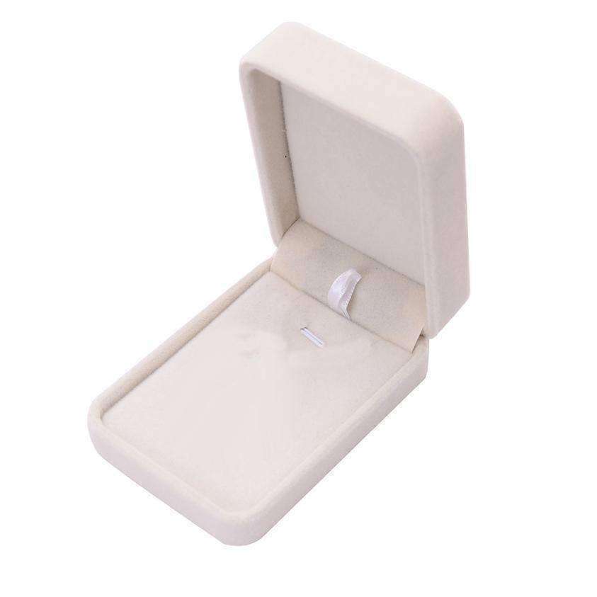 Feshionn IOBI accessories Cream Luxurious Velvet Necklace Box in Four Colors