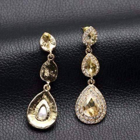 Feshionn IOBI Earrings Classique Champagne Triple Crystal Drop Earrings