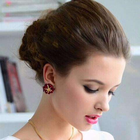 Feshionn IOBI Earrings Golden Blossoms Shimmering Stud Earrings