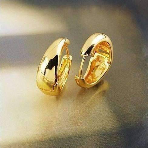 Feshionn IOBI Earrings ON SALE - Gold Bold Huggie Hoop Earrings