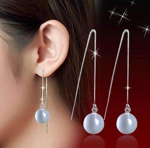 Feshionn IOBI Earrings Silver ON SALE - Naked Pearl Thread Earrings