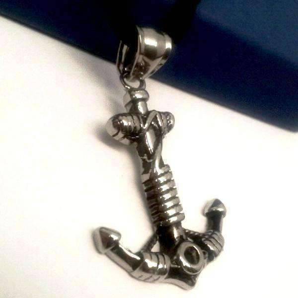 Feshionn IOBI Necklaces Stainless Steel Vintage Navy Ship's Anchor Stainless Steel Necklace
