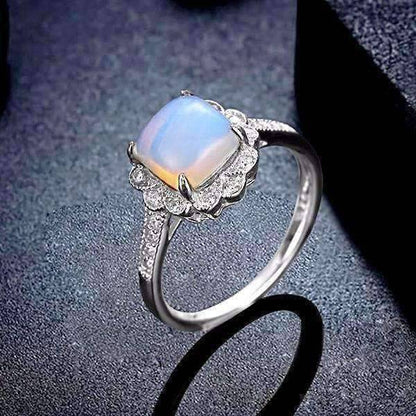 Feshionn IOBI Rings 6 Cabochon White Opal Sterling Silver Ring