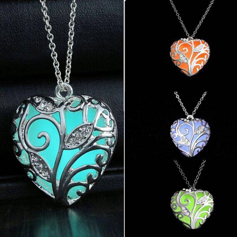 Lustrous Heart Glow in The Dark Pendant Necklace for Woman
